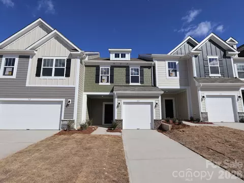 769 Kitfox Nw Dr NW, Concord, NC 28027