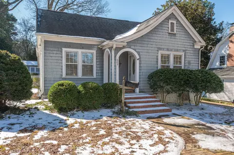 609 Hillcrest Ave, Gastonia, NC 28052