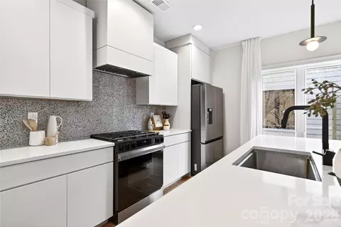 Kitchen - 2713 Ruby St, Charlotte, NC 28208 photo 3 of 4