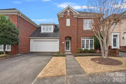 221 Sloane Square Way, Charlotte, NC 28211