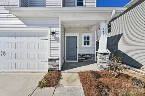 1281 30th Street Ne Ln NE, Conover, NC 28613