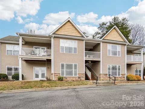 9 Northbrook A Pl #A, Asheville, NC 28804