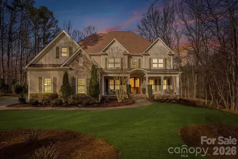 108 W Callicutt Trl, Mooresville, NC 28117