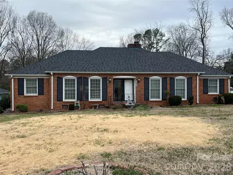 4635 Cloverdale Ave, Charlotte, NC 28212