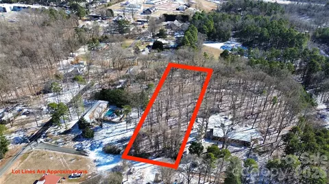 11006 Cedar Ln, Huntersville, NC 28078