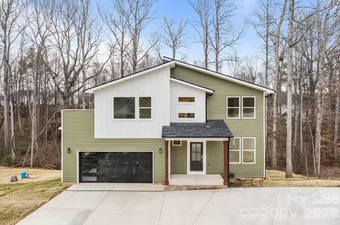 141 Wood Acre Dr, Mooresville, NC 28115