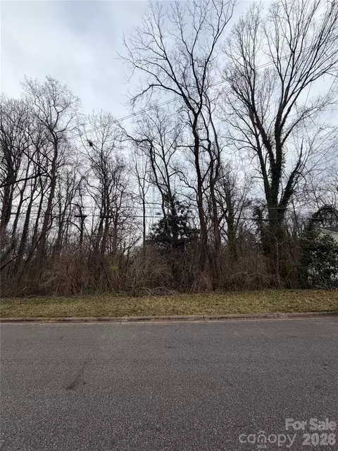 Brandon Street, Statesville, NC 28677