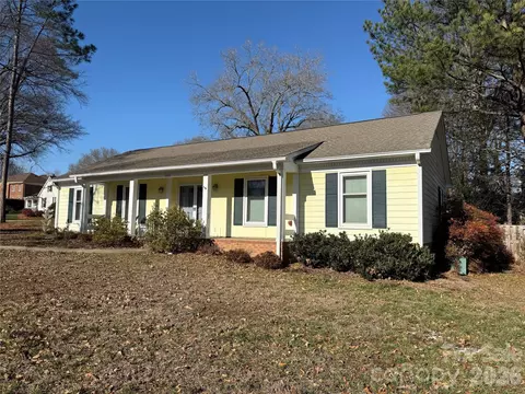 5622 Roundhouse Ln, Charlotte, NC 28226