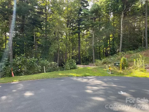 20 Haverhill Court #20, Flat Rock, NC 28731