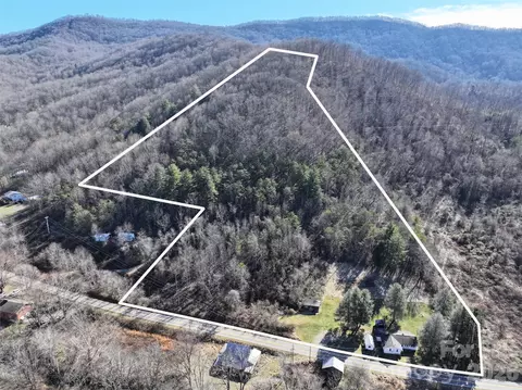 Ratcliff Cove Road, Waynesville, NC 28786