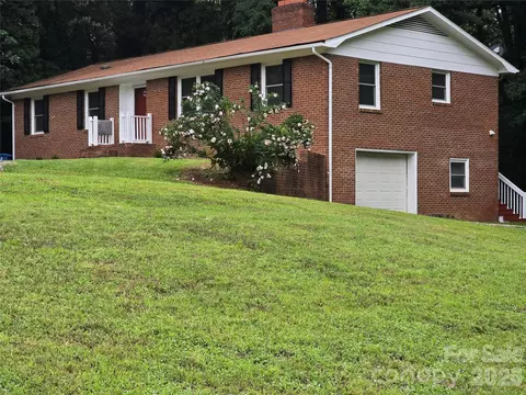 1660 Songwood Rd, Concord, NC 28025