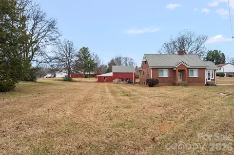 1001 W Clemmonsville Rd, Winston Salem, NC 27127