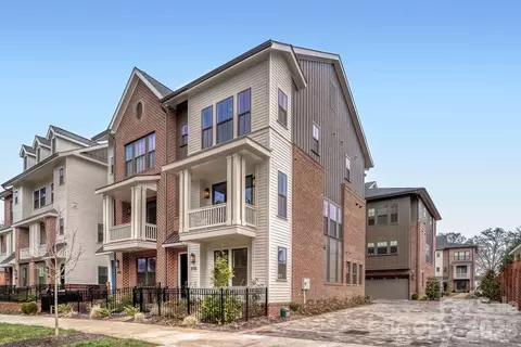 3115 Pinehurst Pl, Charlotte, NC 28209