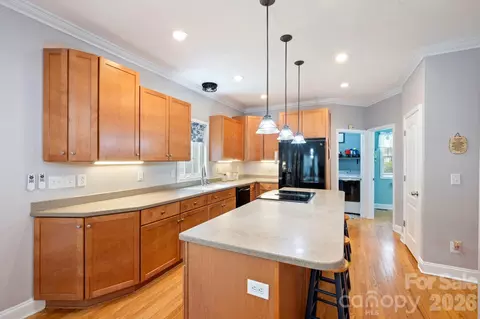 Kitchen - 1606 High Ridge Dr, Stanley, NC 28164 photo 3 of 3