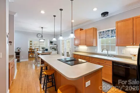 Kitchen - 1606 High Ridge Dr, Stanley, NC 28164 photo 2 of 3
