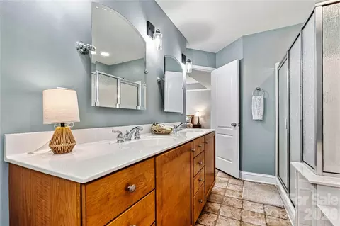 Bath - 1606 High Ridge Dr, Stanley, NC 28164 photo 3 of 5