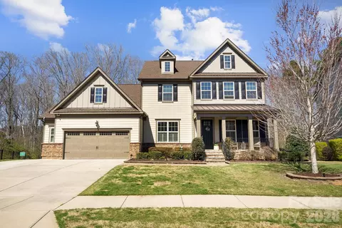 181 Barclay Dr, Waxhaw, NC 28173
