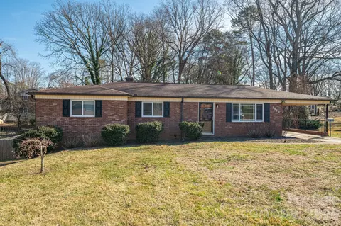 1966 13th Ne St NE, Hickory, NC 28601