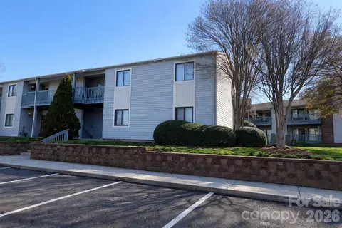 11027 Harrowfield Rd, Charlotte, NC 28226