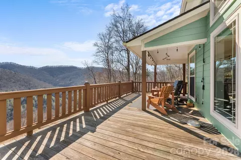 410 Moonlight Trl, Bryson City, NC 28713