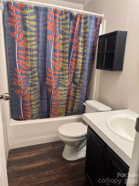 Bath - 895 Cooper Rd, Salisbury, NC 28147 photo 5 of 5