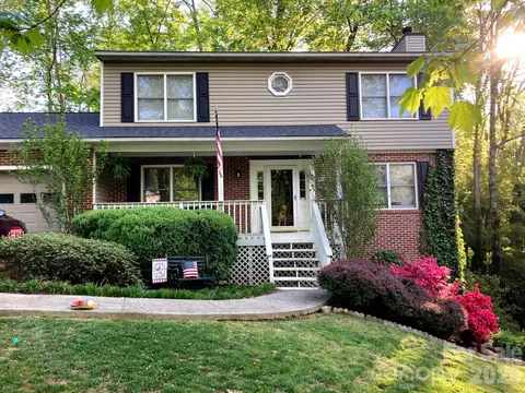 46 Foxberry Dr, Arden, NC 28704