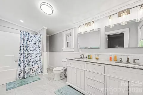 Bath - 127 E 11th St, Salisbury, NC 28144 photo 2 of 2