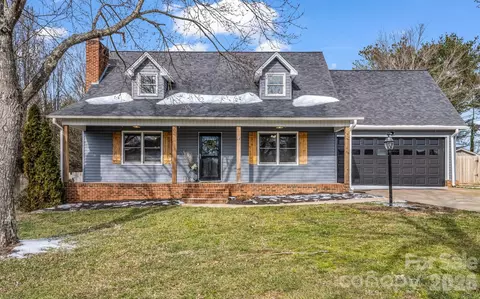 1604 Mcfarland Dr, Shelby, NC 28152