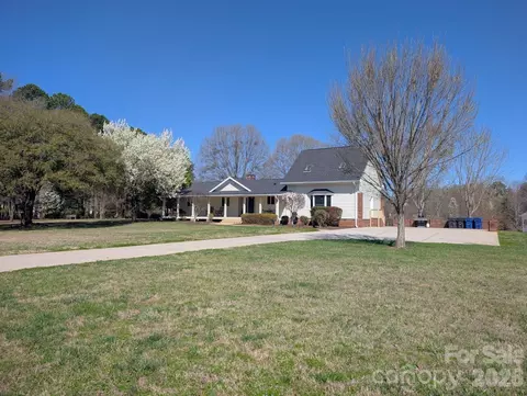 8623 Mcilwaine Rd, Huntersville, NC 28078
