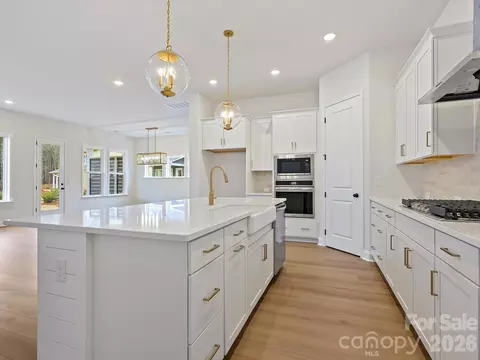 Kitchen - 574 Cape Cod Way, Rock Hill, SC 29732 photo 4 of 4