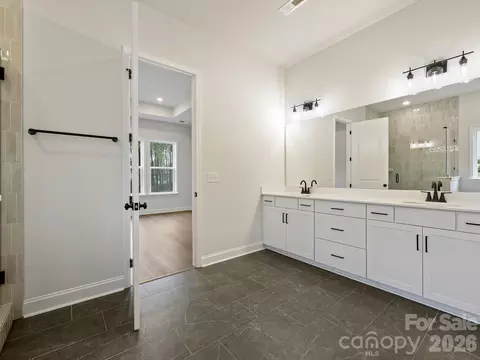 Bath - 574 Cape Cod Way, Rock Hill, SC 29732 photo 2 of 4