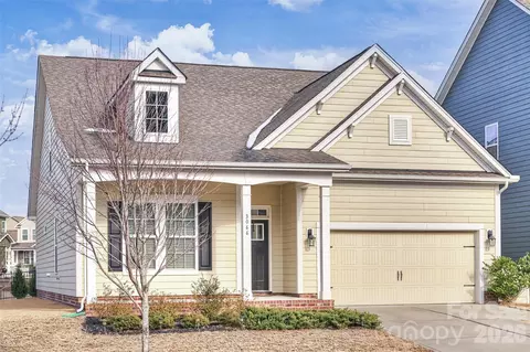 3066 Lydney Cir, Waxhaw, NC 28173