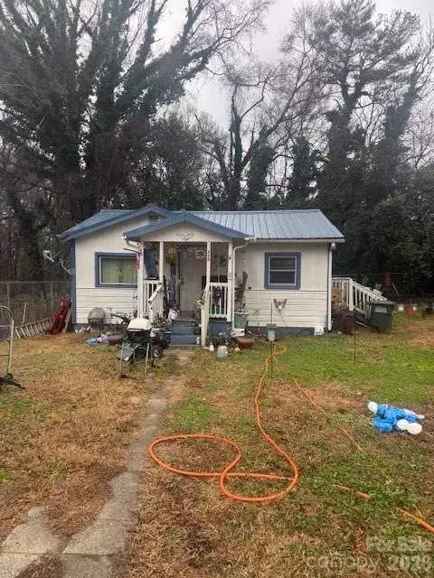 609 S Yates St, Gastonia, NC 28052
