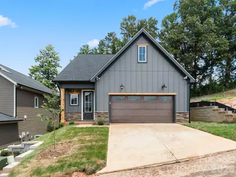 116 Chapel Crossing 11 Ln #11, Weaverville, NC 28787