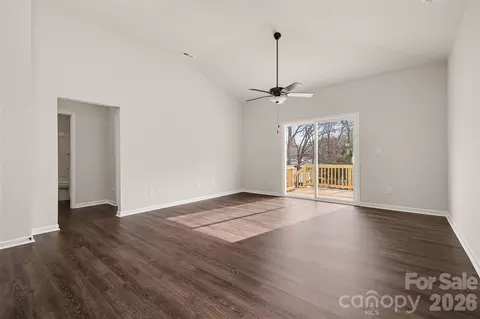 Living - 508 Mill St, Lowell, NC 28098 photo 3 of 4