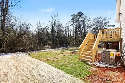 Exterior - 508 Mill St, Lowell, NC 28098 photo 4 of 5