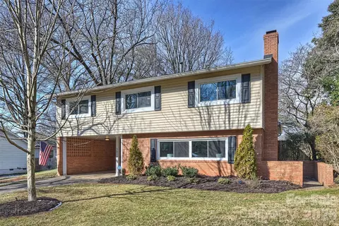 3808 Flowerfield Rd, Charlotte, NC 28210