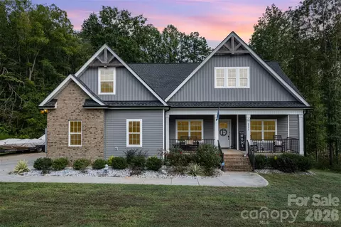 8045 Smooth Stone Ct, Clover, SC 29710