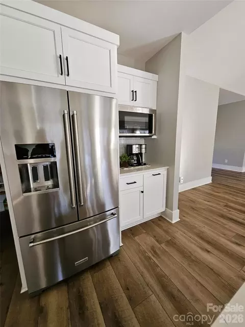 Kitchen - 6512 Medlin Rd, Monroe, NC 28112 photo 2 of 4