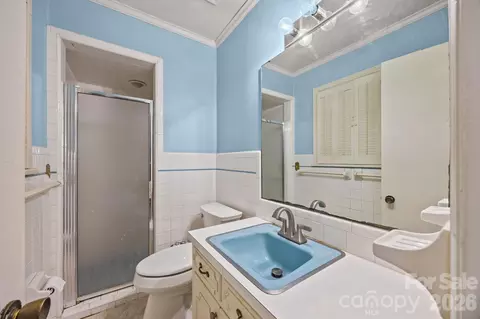 Bath - 1329 Maxwell St, Salisbury, NC 28144 photo 1 of 2