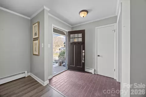 Entry Way - 1329 Maxwell St, Salisbury, NC 28144 photo 2 of 2
