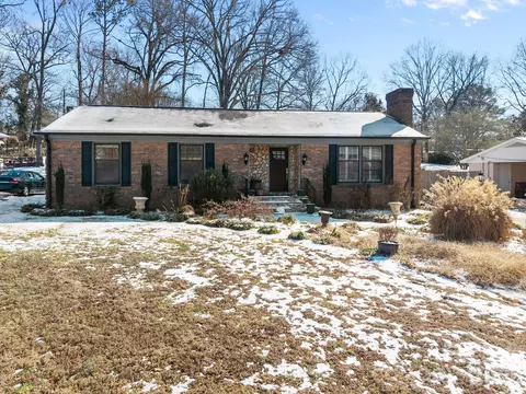 Exterior - 1329 Maxwell St, Salisbury, NC 28144 photo 7 of 13