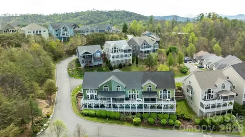 5 Gemini Hts, Weaverville, NC 28787