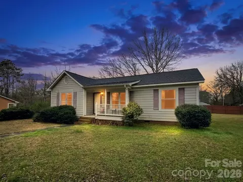 707 Finley Rd, Rock Hill, SC 29730