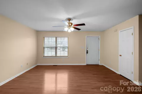 Living - 134 East Ave, Monroe, NC 28110 photo 2 of 3
