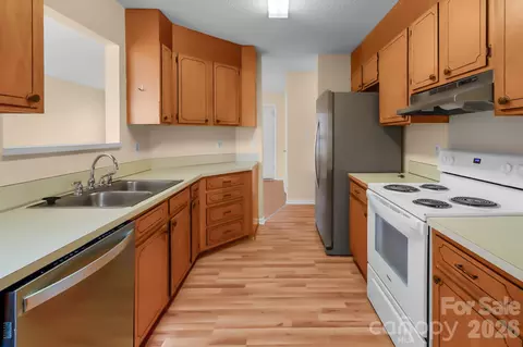 Kitchen - 134 East Ave, Monroe, NC 28110 photo 2 of 3