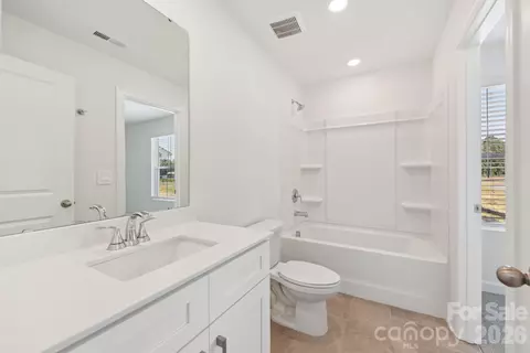 422 Markridge Loop, Fort Mill, SC 29708 photo 8