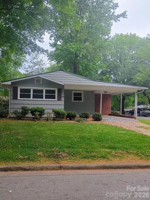 159 Edgewood Dr, Forest City, NC 28043