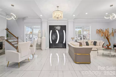 Entry Way - 206 Cedar Dr, Salisbury, NC 28147 photo 1 of 3