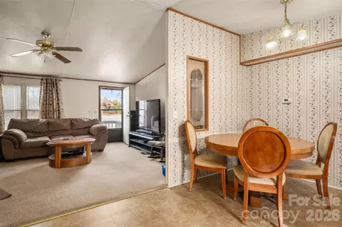 2748 Flat Creek Rd, Lancaster, SC 29720